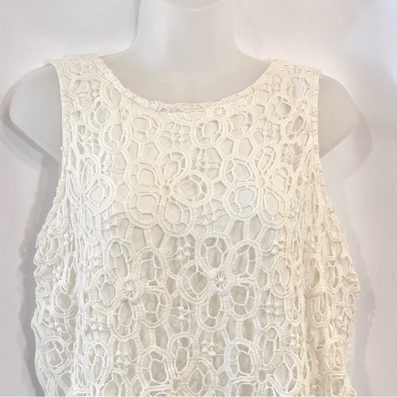 Forever 21 White Dressy Summer Tank - Picture 3 of 7